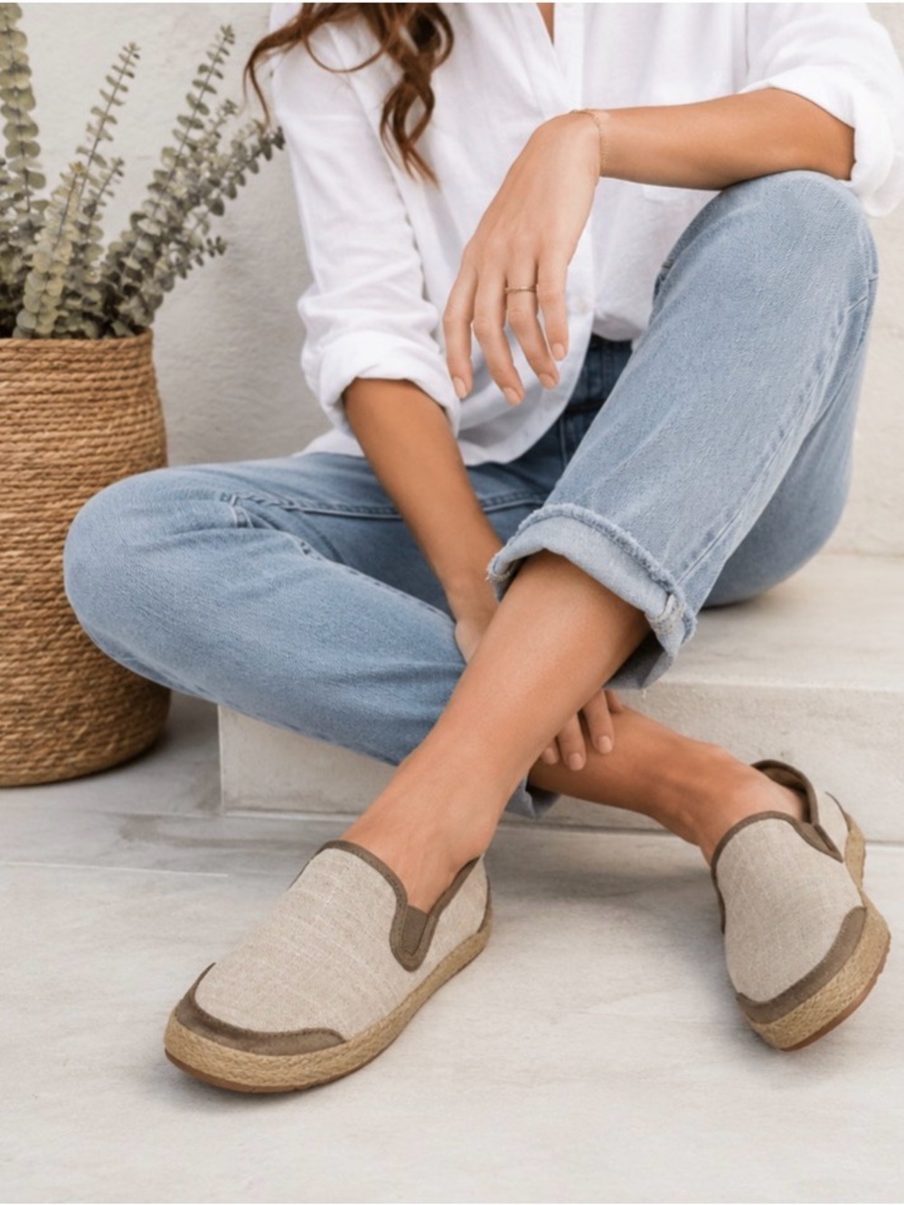 UGG Australia Taupe Linen Espadrille Slip-On Flats Loafers 7.5